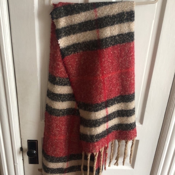 LAON Fashion Red Cream Black Chunky Oversized Soft Acrylic Tassel Scarf - Picture 3 of 7